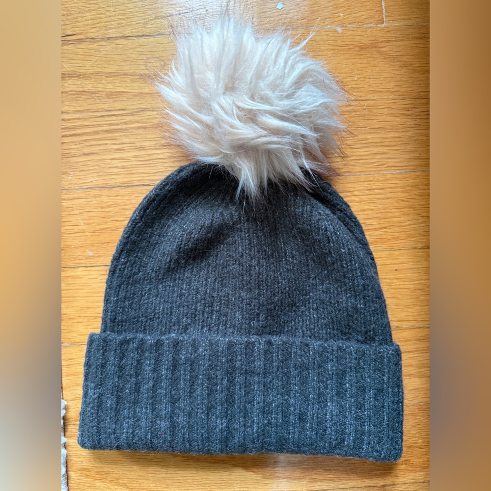 Gray Knit Beanie with Cream Pom-Pom